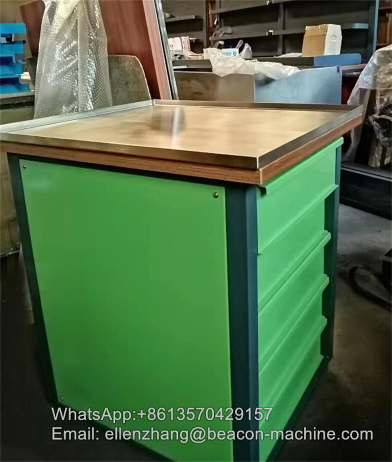 BT-F work table for workshop using